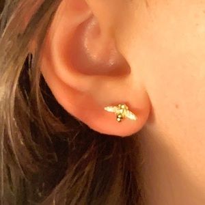 Bee earring Real